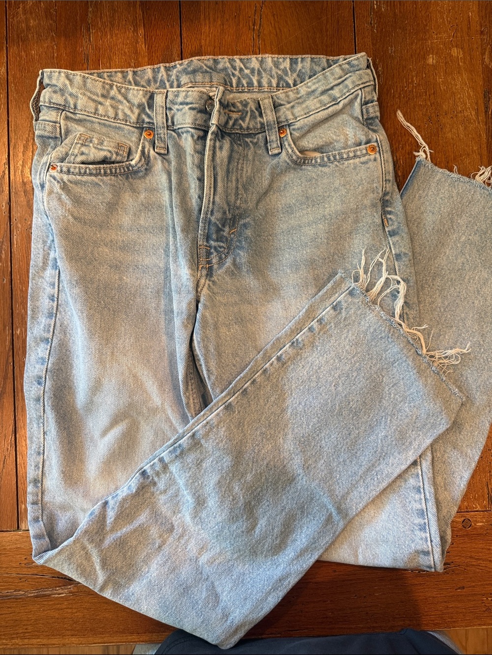Women's Light Blue Straight-Leg Jeans